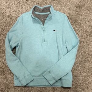 Vineyard Vines Boys Quarter zip. Size 7. Like new